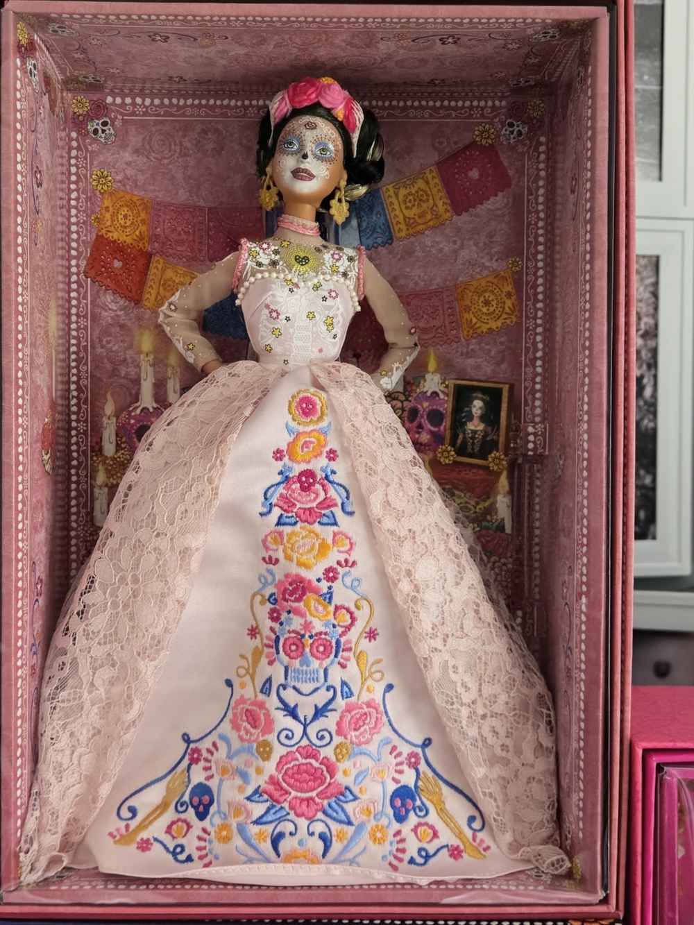 ​Ultimate Barbie Signature Día de Muertos 14-Doll Master Collection - Picture 15 of 16